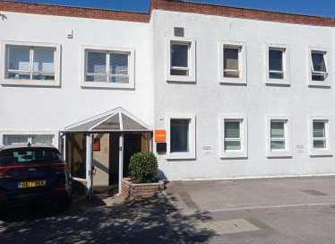 London Road, Burgess Hill RH15