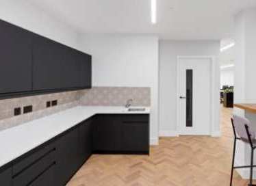 Albemarle Street, London W1S