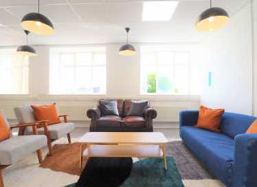 Holton Road, Barry CF63