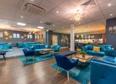 Victoria Avenue, London EC2M