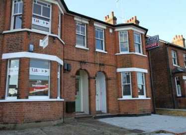 Watling Street, Radlett WD7