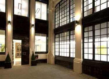 Royal Exchange Avenue, London EC3V