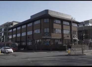 High Road, London N20