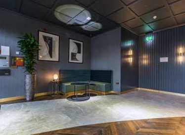 Park Square West, Leeds LS1