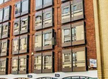 City Road, London EC1Y